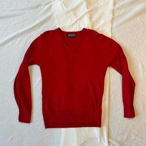 v neck red sweater made in USA. 100% orlon acrylic tagged L. best fits